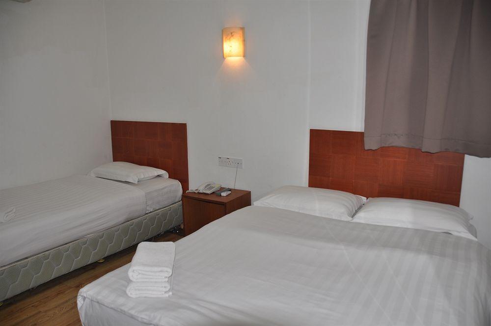 Switz Paradise - 5 Minute Walk To Centre Point And 10 Minute Walk To Waterfront- 2* Kota Kinabalu