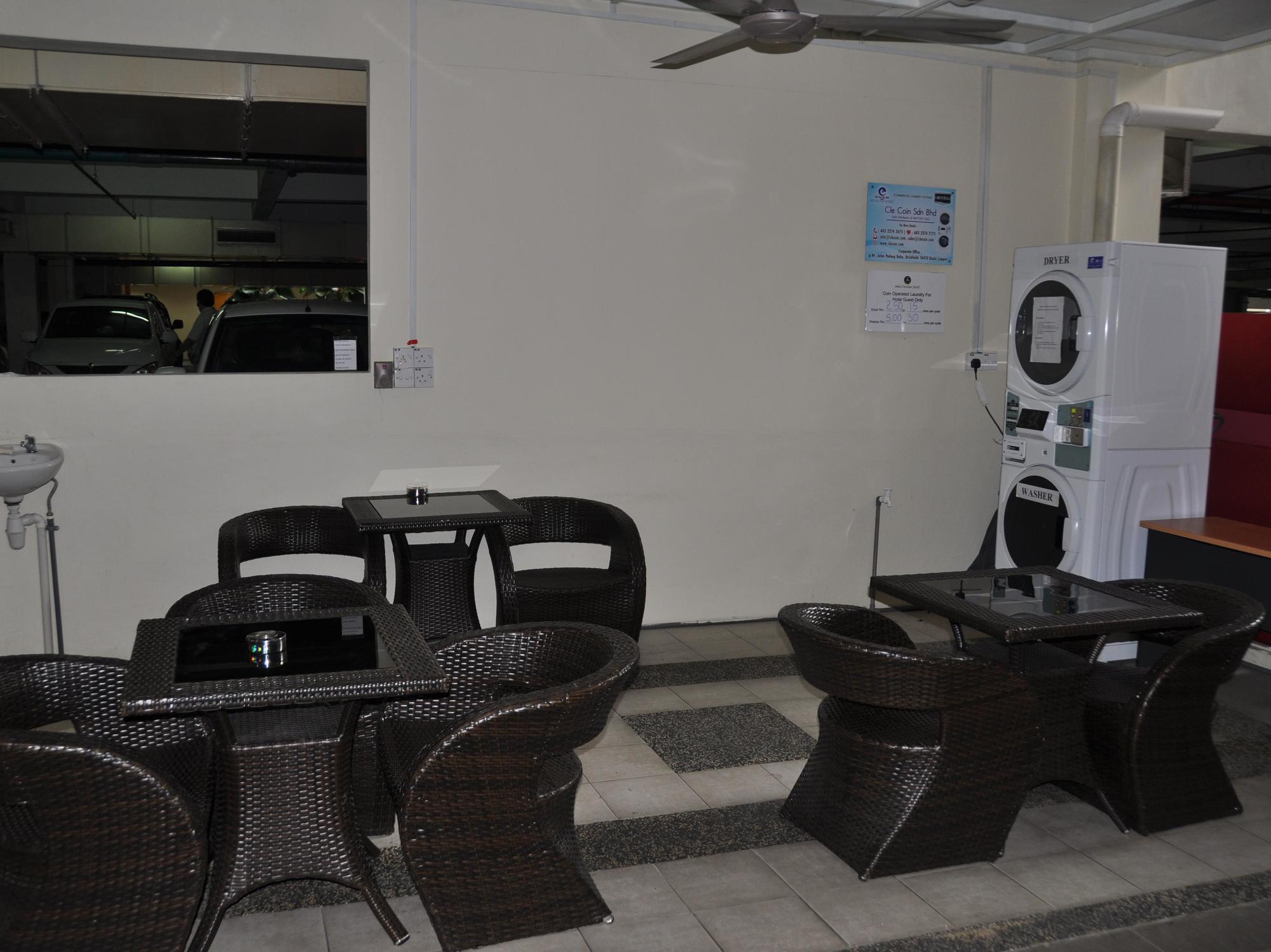 Switz Paradise - 5 Minute Walk To Centre Point And 10 Minute Walk To Waterfront- 2*